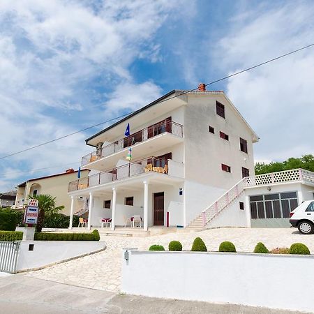 Apartments Rozaria Драмаль Екстер'єр фото