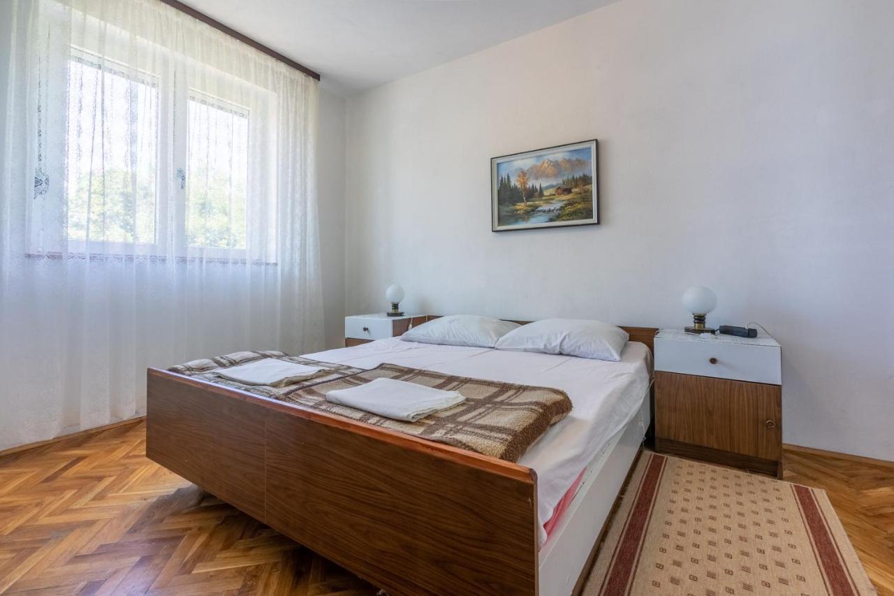 Apartments Rozaria Драмаль Екстер'єр фото