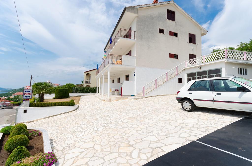 Apartments Rozaria Драмаль Екстер'єр фото
